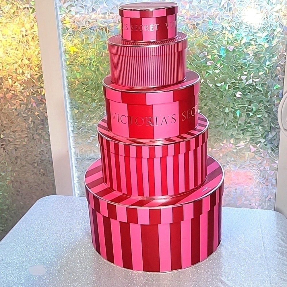 RARE HTF Vintage Victoria Secret Hat Box Display Prop Nesting Pink Strip…